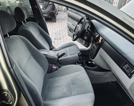 Зеленый Шевроле Лачетти, объемом двигателя 1.6 л и пробегом 240 тыс. км за 5500 $, фото 26 на Automoto.ua