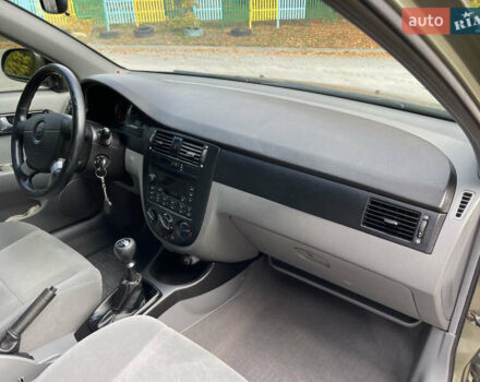 Зелений Шевроле Лачетті, об'ємом двигуна 1.8 л та пробігом 104 тис. км за 5200 $, фото 41 на Automoto.ua