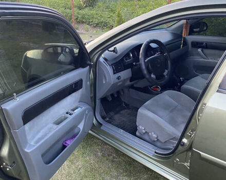 Зеленый Шевроле Лачетти, объемом двигателя 1.6 л и пробегом 350 тыс. км за 3700 $, фото 6 на Automoto.ua