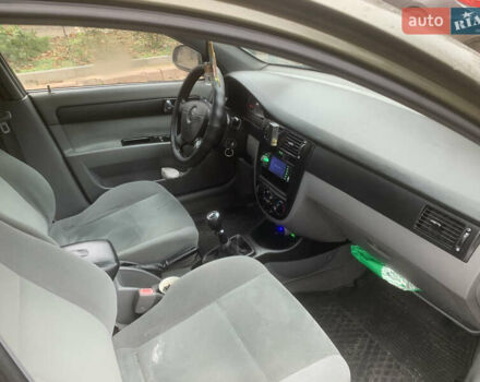 Зеленый Шевроле Лачетти, объемом двигателя 1.8 л и пробегом 300 тыс. км за 3200 $, фото 3 на Automoto.ua