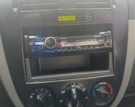 Зеленый Шевроле Лачетти, объемом двигателя 1.6 л и пробегом 253 тыс. км за 3650 $, фото 11 на Automoto.ua