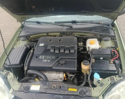 Зеленый Шевроле Лачетти, объемом двигателя 1.6 л и пробегом 253 тыс. км за 3650 $, фото 8 на Automoto.ua