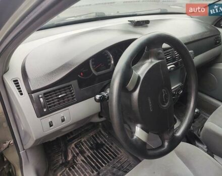 Зеленый Шевроле Лачетти, объемом двигателя 1.6 л и пробегом 373 тыс. км за 2500 $, фото 4 на Automoto.ua