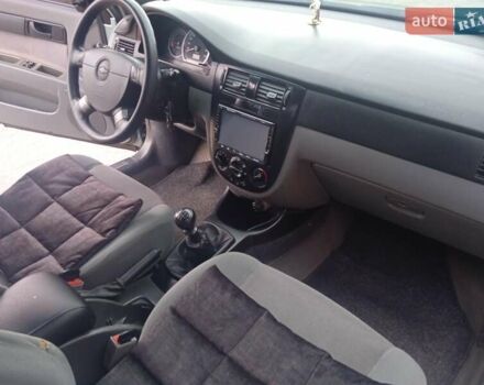 Зелений Шевроле Лачетті, об'ємом двигуна 1.6 л та пробігом 255 тис. км за 3999 $, фото 24 на Automoto.ua