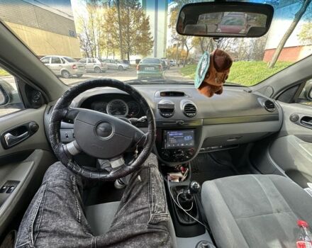 Зелений Шевроле Лачетті, об'ємом двигуна 1.8 л та пробігом 300 тис. км за 2800 $, фото 8 на Automoto.ua