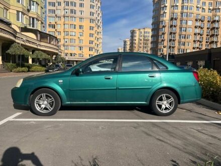 Зеленый Шевроле Лачетти, объемом двигателя 1.8 л и пробегом 256 тыс. км за 3500 $, фото 1 на Automoto.ua