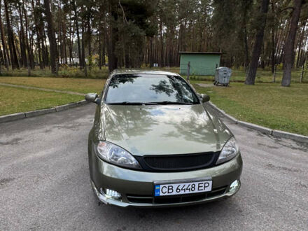 Шевроле Лачетти 2004 в Чернигове на Automoto.ua Зеленый Шевроле Лачетти, объемом двигателя 1.8 л и пробегом 280 тыс. км за 3600 $, фото 1 на Automoto.ua