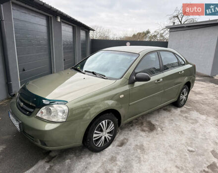 Зеленый Шевроле Лачетти, объемом двигателя 1.6 л и пробегом 244 тыс. км за 4000 $, фото 1 на Automoto.ua