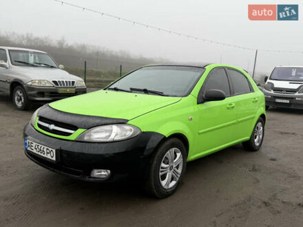 Зеленый Шевроле Лачетти, объемом двигателя 1.6 л и пробегом 350 тыс. км за 2450 $, фото 1 на Automoto.ua