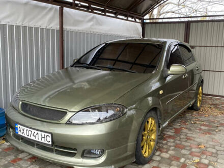 Зеленый Шевроле Лачетти, объемом двигателя 1.8 л и пробегом 220 тыс. км за 4100 $, фото 1 на Automoto.ua