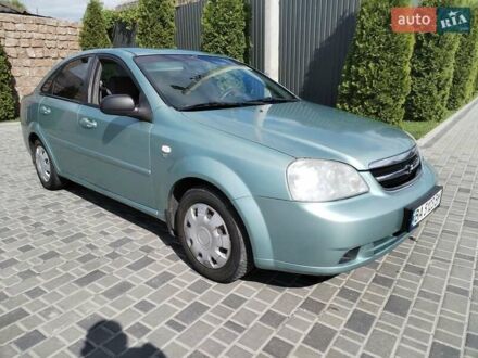 Шевроле Лачетті 2008 у Кропивницькому (Кіровограді) на Automoto.ua Зелений Шевроле Лачетті, об'ємом двигуна 1.6 л та пробігом 250 тис. км за 5000 $, фото 1 на Automoto.ua