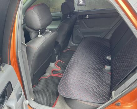 Оранжевый Шевроле Лачетти, объемом двигателя 1.8 л и пробегом 159 тыс. км за 5500 $, фото 3 на Automoto.ua