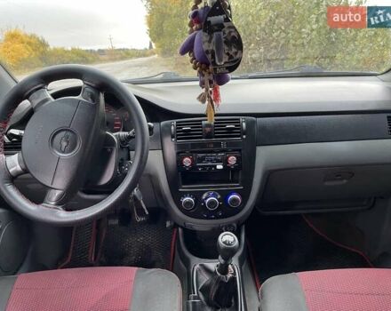 Оранжевый Шевроле Лачетти, объемом двигателя 1.8 л и пробегом 159 тыс. км за 5500 $, фото 2 на Automoto.ua