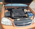 Оранжевый Шевроле Лачетти, объемом двигателя 1.6 л и пробегом 1000 тыс. км за 2100 $, фото 4 на Automoto.ua