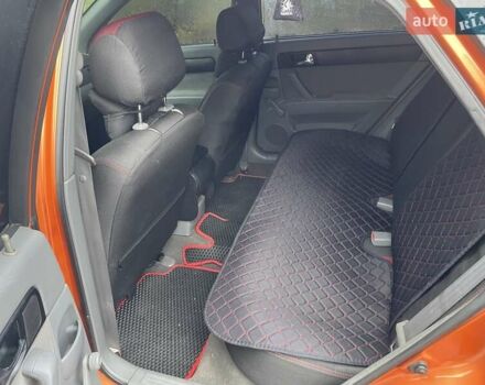 Оранжевый Шевроле Лачетти, объемом двигателя 1.8 л и пробегом 159 тыс. км за 5500 $, фото 10 на Automoto.ua