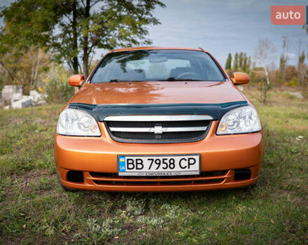 Оранжевый Шевроле Лачетти, объемом двигателя 1.8 л и пробегом 273 тыс. км за 3900 $, фото 1 на Automoto.ua