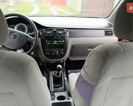 Оранжевый Шевроле Лачетти, объемом двигателя 1.6 л и пробегом 267 тыс. км за 3600 $, фото 1 на Automoto.ua