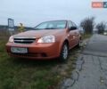 Оранжевый Шевроле Лачетти, объемом двигателя 1.6 л и пробегом 335 тыс. км за 4300 $, фото 1 на Automoto.ua