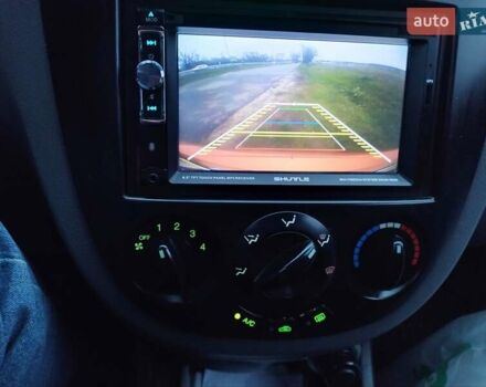 Оранжевый Шевроле Лачетти, объемом двигателя 1.6 л и пробегом 335 тыс. км за 4300 $, фото 23 на Automoto.ua