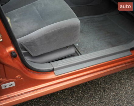 Оранжевый Шевроле Лачетти, объемом двигателя 1.8 л и пробегом 300 тыс. км за 3302 $, фото 2 на Automoto.ua