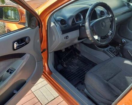 Оранжевый Шевроле Лачетти, объемом двигателя 1.8 л и пробегом 270 тыс. км за 5300 $, фото 6 на Automoto.ua