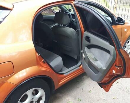 Оранжевый Шевроле Лачетти, объемом двигателя 1.6 л и пробегом 179 тыс. км за 4500 $, фото 5 на Automoto.ua