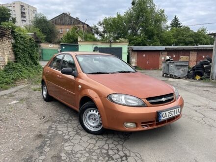 Шевроле Лачетті 2007 у Києві на Automoto.ua Помаранчевий Шевроле Лачетті, об'ємом двигуна 1.6 л та пробігом 223 тис. км за 3500 $, фото 1 на Automoto.ua