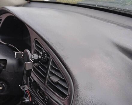 Белый Шевроле Ланос, объемом двигателя 1.3 л и пробегом 300 тыс. км за 760 $, фото 3 на Automoto.ua