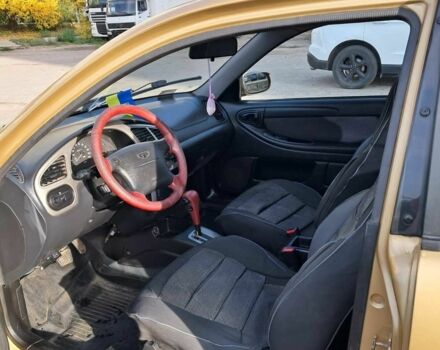 Бежевий Шевроле Ланос, об'ємом двигуна 1.6 л та пробігом 336 тис. км за 2900 $, фото 1 на Automoto.ua