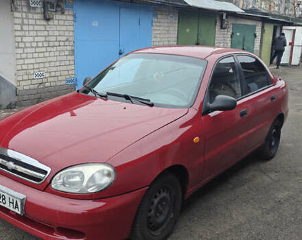 Красный Шевроле Ланос, объемом двигателя 1.5 л и пробегом 307 тыс. км за 2700 $, фото 1 на Automoto.ua