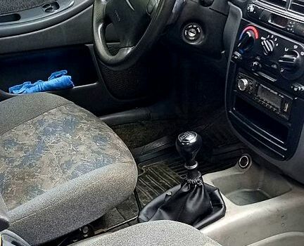 Сірий Шевроле Ланос, об'ємом двигуна 1.5 л та пробігом 175 тис. км за 2000 $, фото 2 на Automoto.ua