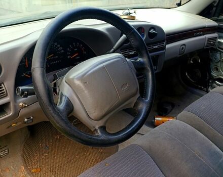 Белый Шевроле Люмина, объемом двигателя 2 л и пробегом 300 тыс. км за 3000 $, фото 1 на Automoto.ua