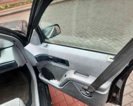 Чорний Шевроле Lumina, об'ємом двигуна 3 л та пробігом 150 тис. км за 2600 $, фото 4 на Automoto.ua