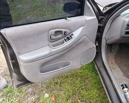 Фиолетовый Шевроле Люмина, объемом двигателя 3.1 л и пробегом 300 тыс. км за 3000 $, фото 3 на Automoto.ua