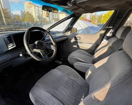 Красный Шевроле Люмина, объемом двигателя 0 л и пробегом 222 тыс. км за 850 $, фото 5 на Automoto.ua