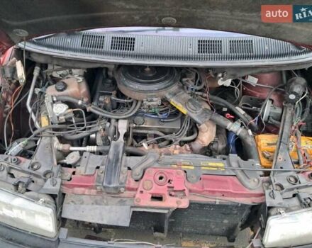 Красный Шевроле Люмина, объемом двигателя 3.1 л и пробегом 270 тыс. км за 1500 $, фото 3 на Automoto.ua