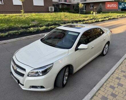 Шевроле Малибу 2012 в Запорожье на Automoto.ua Белый Шевроле Малибу, объемом двигателя 2.4 л и пробегом 285 тыс. км за 8800 $, фото 2 на Automoto.ua