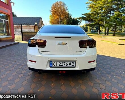 Белый Шевроле Малибу, объемом двигателя 2 л и пробегом 338 тыс. км за 8700 $, фото 2 на Automoto.ua