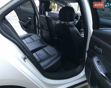 Шевроле Малибу 2012 в Запорожье на Automoto.ua Белый Шевроле Малибу, объемом двигателя 2.4 л и пробегом 285 тыс. км за 8800 $, фото 17 на Automoto.ua