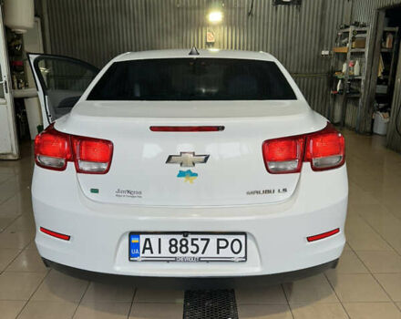 Шевроле Малибу 2014 в Ставище на Automoto.ua Белый Шевроле Малибу, объемом двигателя 2.46 л и пробегом 166 тыс. км за 7700 $, фото 35 на Automoto.ua