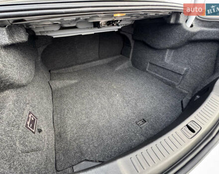 Белый Шевроле Малибу, объемом двигателя 2.5 л и пробегом 100 тыс. км за 10000 $, фото 41 на Automoto.ua