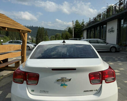 Шевроле Малибу 2014 в Ставище на Automoto.ua Белый Шевроле Малибу, объемом двигателя 2.46 л и пробегом 166 тыс. км за 7700 $, фото 28 на Automoto.ua