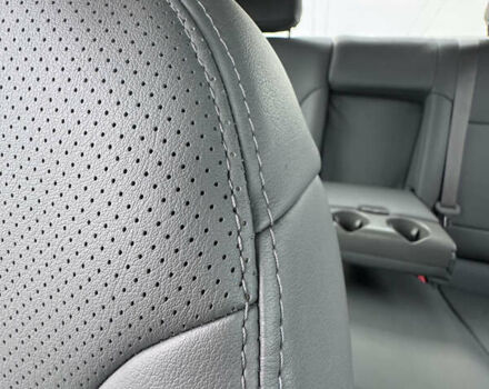 Белый Шевроле Малибу, объемом двигателя 2.5 л и пробегом 100 тыс. км за 10000 $, фото 24 на Automoto.ua