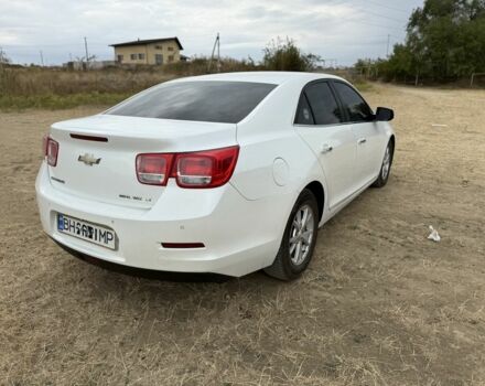 Білий Шевроле Малібу, об'ємом двигуна 2 л та пробігом 275 тис. км за 7800 $, фото 4 на Automoto.ua