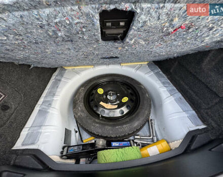 Белый Шевроле Малибу, объемом двигателя 2.5 л и пробегом 100 тыс. км за 10000 $, фото 43 на Automoto.ua