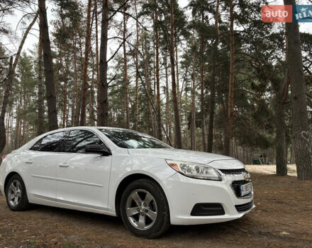 Белый Шевроле Малибу, объемом двигателя 2.46 л и пробегом 167 тыс. км за 8500 $, фото 21 на Automoto.ua