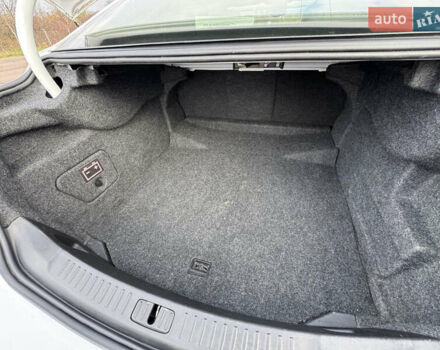 Белый Шевроле Малибу, объемом двигателя 2.5 л и пробегом 100 тыс. км за 10000 $, фото 40 на Automoto.ua