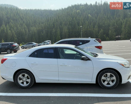 Шевроле Малибу 2014 в Ставище на Automoto.ua Белый Шевроле Малибу, объемом двигателя 2.46 л и пробегом 166 тыс. км за 7700 $, фото 14 на Automoto.ua