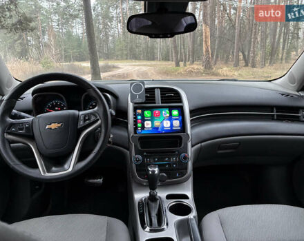 Белый Шевроле Малибу, объемом двигателя 2.46 л и пробегом 167 тыс. км за 8500 $, фото 18 на Automoto.ua