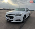 Белый Шевроле Малибу, объемом двигателя 2.5 л и пробегом 100 тыс. км за 10000 $, фото 1 на Automoto.ua